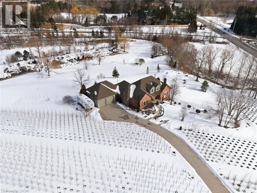 383 Parkside Dr, Waterdown, ON, L8B0Y6 | Card Image