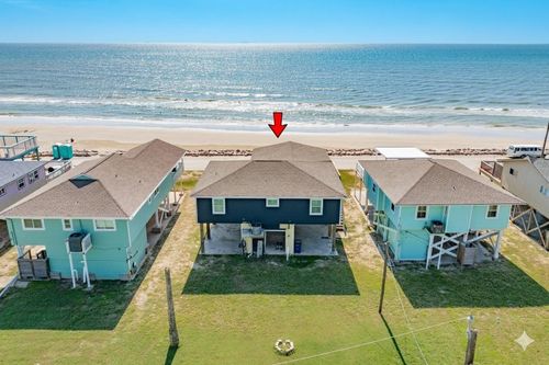 210 Beach Dr, Surfside Beach, TX, 77541-7940 | Card Image
