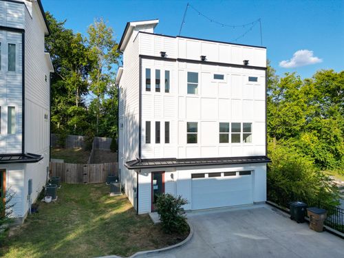 3208 Resha Ln, Nashville, TN, 37218 | Card Image