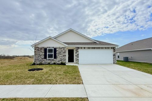1040 Carriage Place Dr, Richmond, KY, 40475 | Card Image