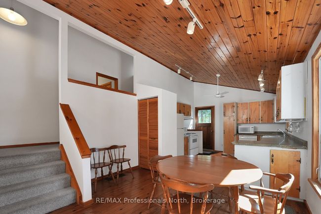 6547 Kennisis Lake Rd, House other with 3 bedrooms, 1 bathrooms and 3 parking in Haliburton ON | Image 17