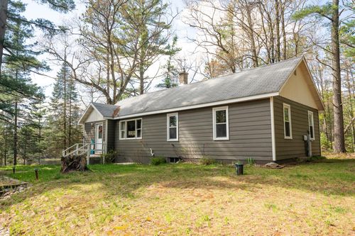969 Bloom Rd, Eagle River, WI, 54521-9311 | Card Image