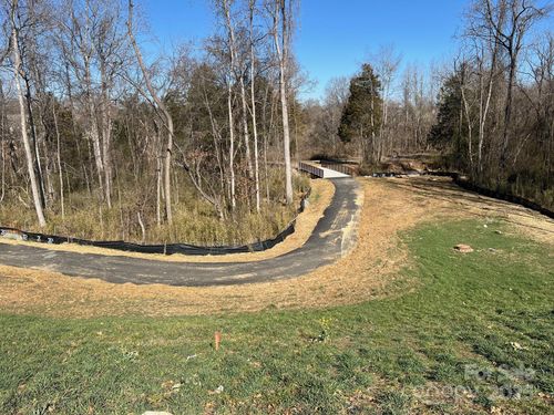 19020 Newburg Hill Rd, Davidson, NC, 28036-8607 | Card Image