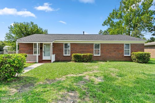 2702 Bunche St, Wilmington, NC, 28405-1913 | Card Image