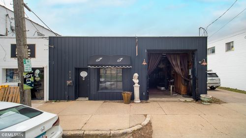 613 6th Ave Nw, Rochester, MN, 55901-2672 | Card Image