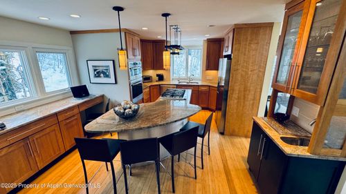 302 Roaring Fork Dr, Aspen, CO, 81611-2241 | Card Image