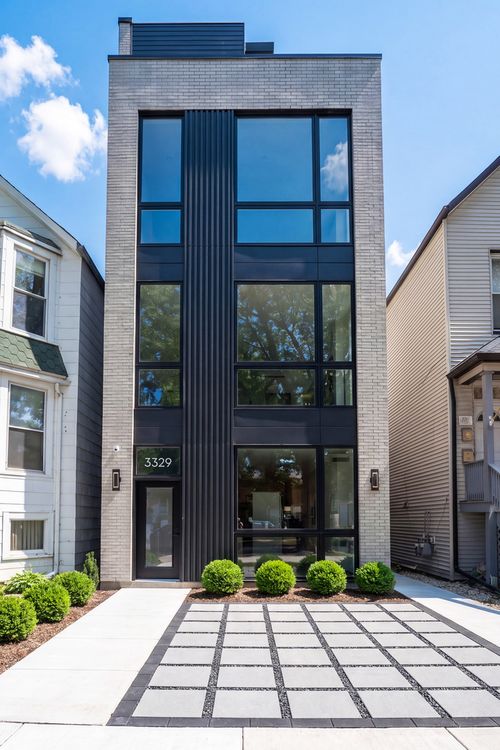 3-3329 N Whipple St, Chicago, IL, 60618-5717 | Card Image
