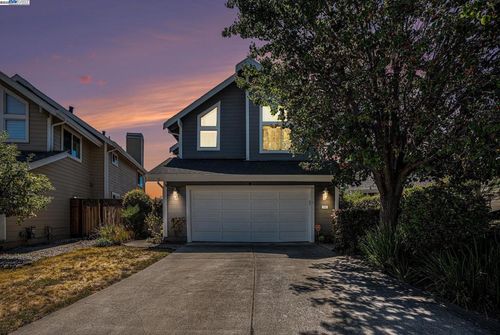 111 Overacker Ter, Fremont, CA, 94536-4384 | Card Image