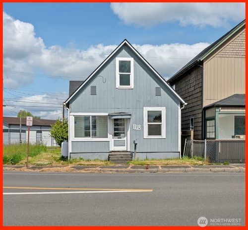 1118 W Wishkah St, Aberdeen, WA, 98520-6832 | Card Image