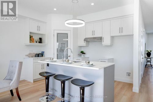 2508 Constance Avenue, London South (South U), ON, N6M1E7 | Card Image