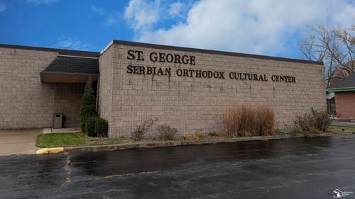 2326 N Monroe St, Monroe, MI, 48162-4252 | Card Image