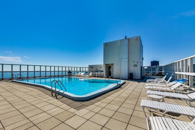 APT-28C - 5733 N Sheridan Rd, Home with 2 bedrooms, 2 bathrooms and 1 parking in Chicago IL | Image 33