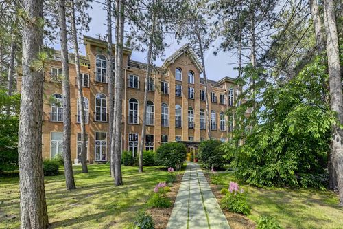 203-1360 Av Du Golf-De-Bélair, Québec, QC, G3J1W8 | Card Image