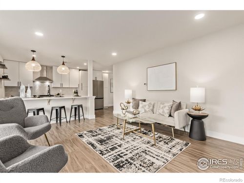 2061 S Stuart St, Denver, CO, 80219-6405 | Card Image