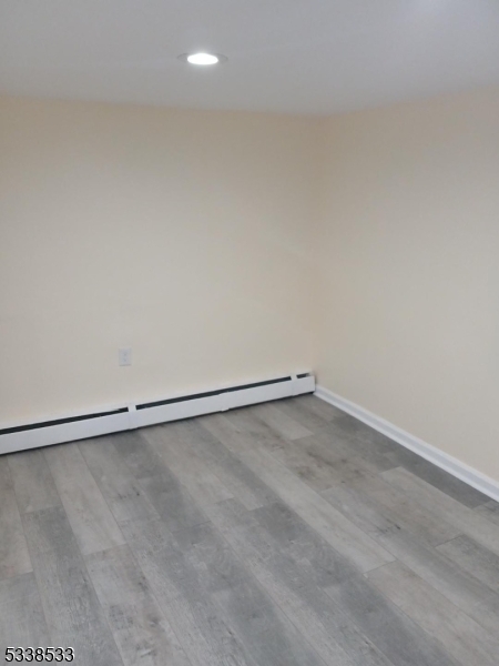 Residential Lease in Westfield Town 3