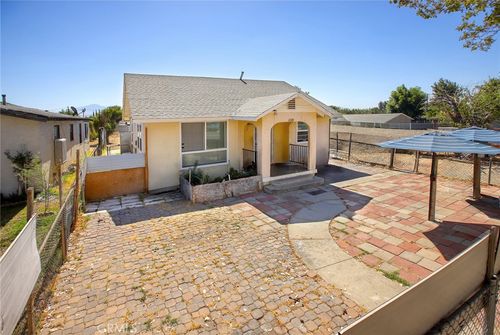 125 N Date Ave, Rialto, CA, 92376 | Card Image