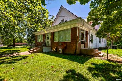 303 N Line Street, House other with 5 bedrooms, 2 bathrooms and null parking in Creal Springs IL | Image 2