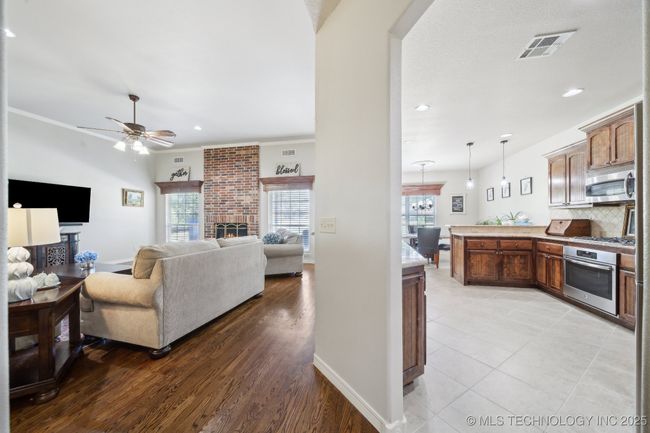 3903 S Tamarack Pl, House other with 4 bedrooms, 4 bathrooms and null parking in Broken Arrow OK | Image 12