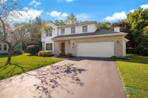 8046 Lea Court, Holland, OH, 43528 | Card Image