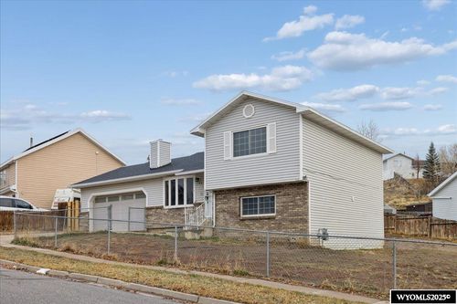 193 Southridge Rd, Evanston, WY, 82930-4637 | Card Image