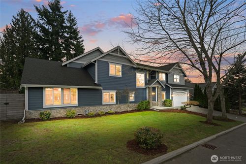 12411 Ne 108th Pl, Kirkland, WA, 98033-4654 | Card Image