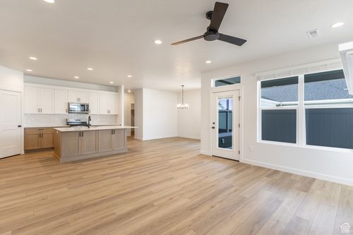 417-6 S 3830 W, West Point, UT, 84015-7091 | Card Image