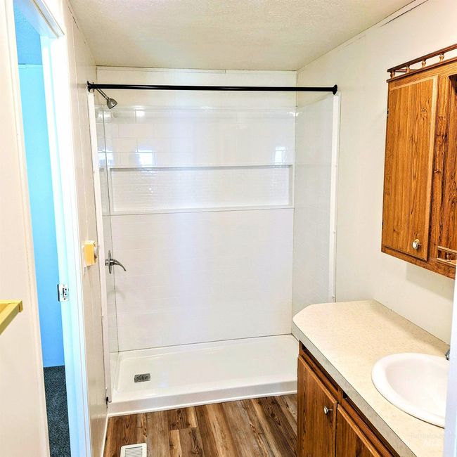 TRLR-5 - 1600 E Main St, Home with 2 bedrooms, 2 bathrooms and null parking in Emmett ID | Image 10