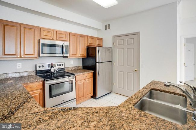UNIT-9308 - 1530 Spring Gate Dr, Condo with 3 bedrooms, 2 bathrooms and null parking in MCLEAN VA | Image 21