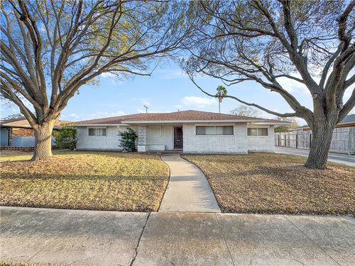 4115 Meridian Pl, Corpus Christi, TX, 78411-1913 | Card Image