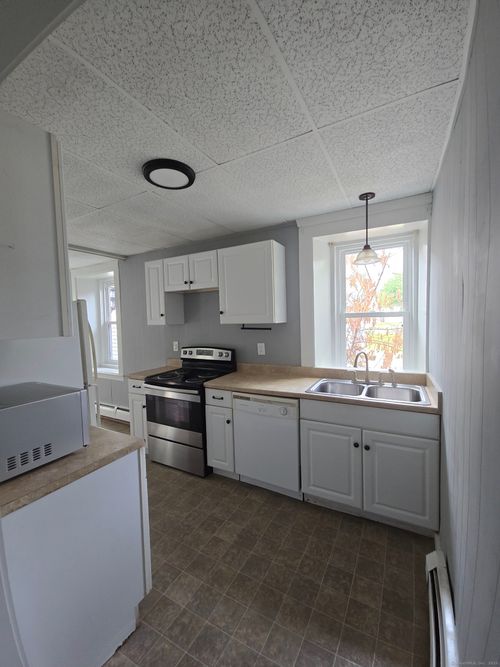 apt-1-174 S Main St, Brooklyn, CT, 06234-3864 | Card Image