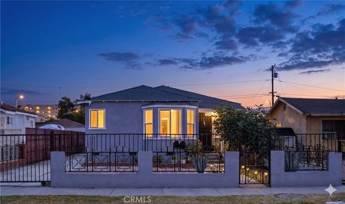 3274 Michigan Ave, South Gate, CA, 90280-5927 | Card Image