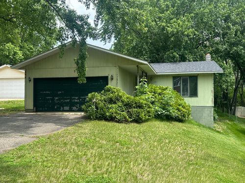 312 Summit Ave S, Sauk Rapids, MN, 56379-1853 | Card Image