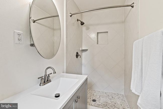 7119 Sea Cliff Rd, House other with 4 bedrooms, 3 bathrooms and null parking in MCLEAN VA | Image 17