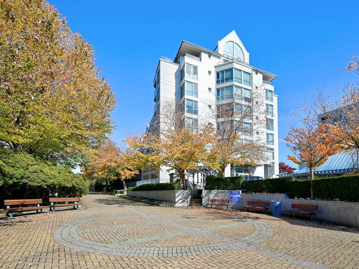 Residential in Richmond 4