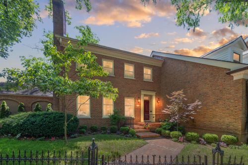 554 Central Ave, Lexington, KY, 40502-1706 | Card Image