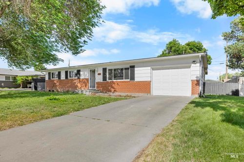 1790 N 7th E, Mountain Home, ID, 83647-1745 | Card Image