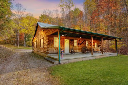 31882 Stevens Branch Rd, Londonderry, OH, 45647-8828 | Card Image