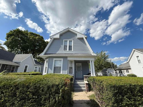 576 W 3rd St, Peru, IN, 46970-1861 | Card Image
