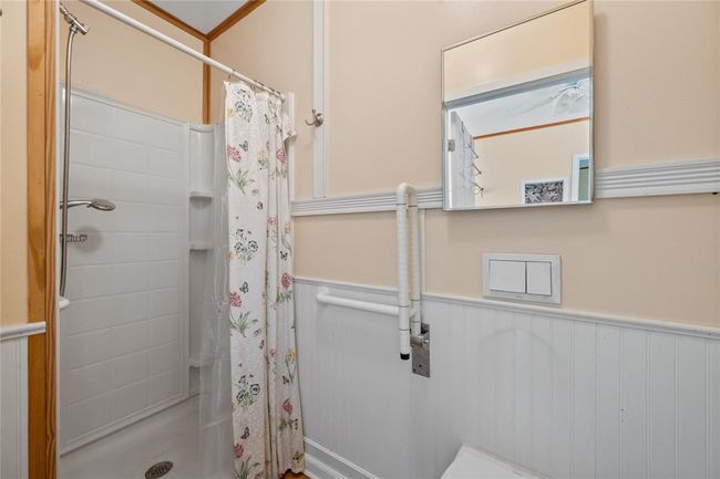Cottage Bathroom | Image 37