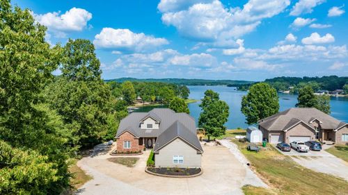 505 E Tri Lakes Dr, Horseshoe Bend, AR, 72512-5504 | Card Image