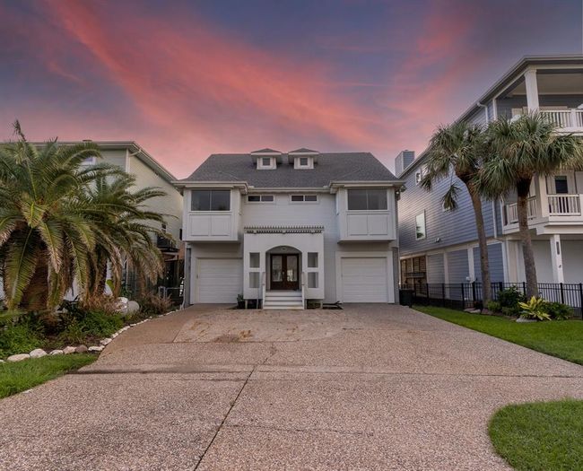 1827 Port O Call St, House other with 4 bedrooms, 5 bathrooms and 2 parking in Tiki Island TX | Image 46