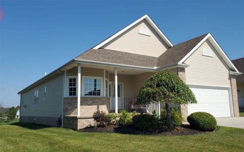 6380 Meadowland Cir, Erie, PA, 16509-8212 | Card Image