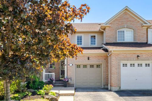 9-2511 Boros Rd, Burlington, ON, L7M5B2 | Card Image