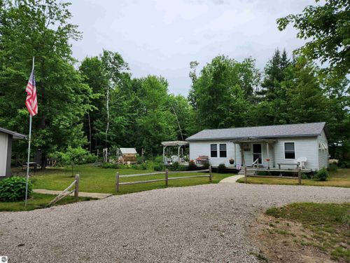 2913 Folks Rd Ne, Kalkaska, MI, 49646-8701 | Card Image