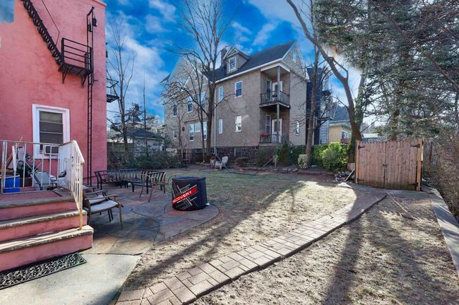 APT-1E - 720 Boulevard E, Condo with 2 bedrooms, 2 bathrooms and null parking in Weehawken NJ | Image 21