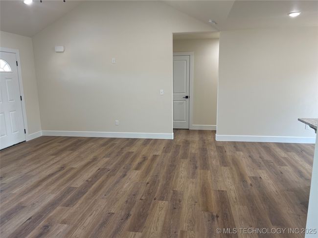14901 N Iredelle Way, House other with 3 bedrooms, 2 bathrooms and null parking in Tahlequah OK | Image 7