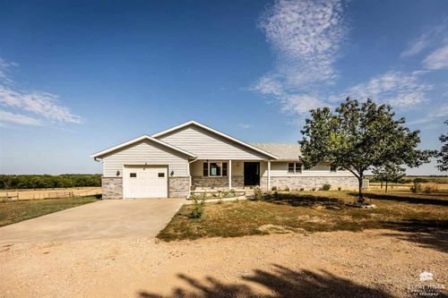 1754 140th Street, Eureka, KS, 67045 | Card Image