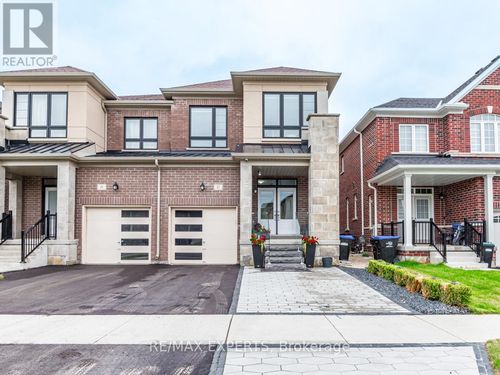 12 Ferragine Cres, Bradford, ON, L3Z4J9 | Card Image