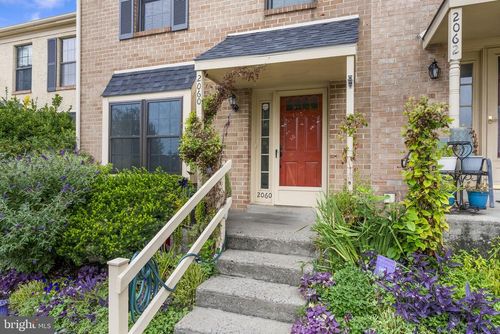 2060 Yorktown S, West Norriton, PA, 19403-3542 | Card Image