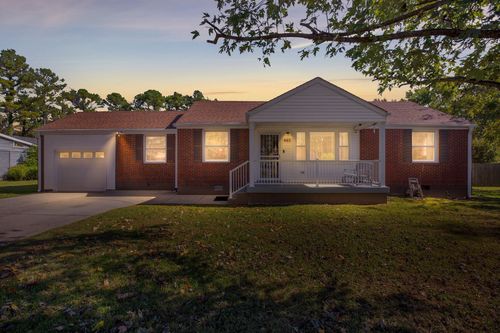 902 Drummond Dr, Nashville, TN, 37211-2716 | Card Image